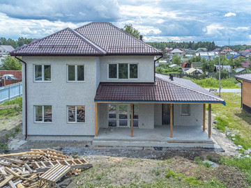 г. Среднеуральск, ул. Свободы 10 - фото №1