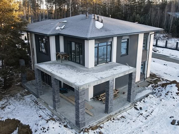 Двухэтажный дом 250 м² по индивидуальному проекту - фото №1