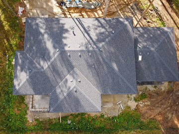 Закончили монтаж кровли двухэтажного дома 366м2 - фото №10