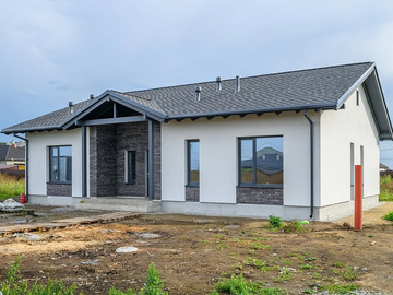 Завершили фасадные работы на одноэтажном доме 125м² в СНТ Новая Околица